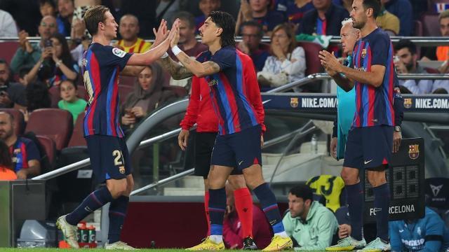 开云权威入口-德容一战取代布教授？给皮克的嘘声和掌声